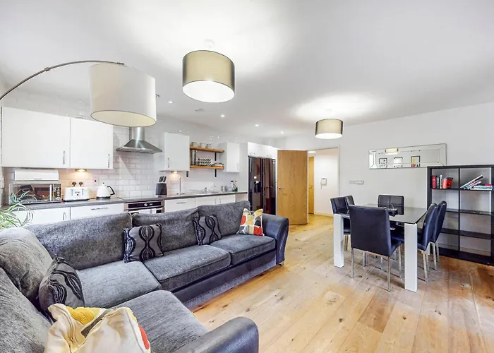 Modern 2Bed - 5Min To Highbury & Islington Station